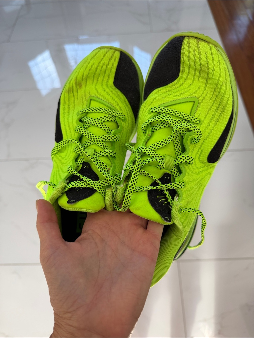 Neon green 5.5 size